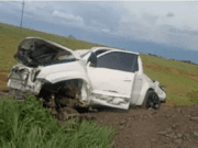 Grávida e criança ficam feridas em acidente envolvendo duas camionetes em Paranaíba