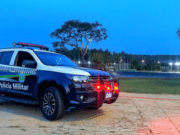 Homem é preso após invadir duas casas em Costa Rica