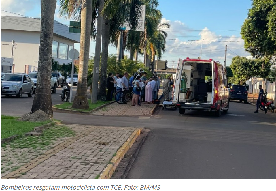 Acidentes envolvendo motonetas em avenidas de Chapadão do Sul deixa um homem com TCE