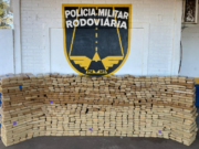 Traficante usa veículo com adesivo de sementeira para transportar 840 Kg de maconha