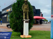 Câmara de Vereadores de Costa Rica-MS solicita reinstalação da estátua do fundador José Ferreira da Costa em local de destaque