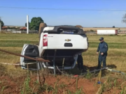 Pneu de S-10 estoura, motorista perde o controle e capota veículo na BR-060 Paraíso das Águas