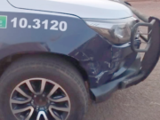 Embriagado sem CNH colide carro irregular na viatura da PM em Chapadão do Sul