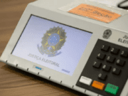 Prazo para eleitores justificar ausência no 1º turno termina nesta quinta-feira (5)