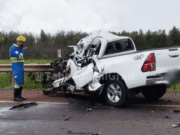 Mulher morre em colisão entre caminhonete e caminhão na BR 158