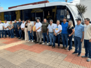Costa Rica avança na Saúde com entrega de novo ônibus para transporte de pacientes a Barretos