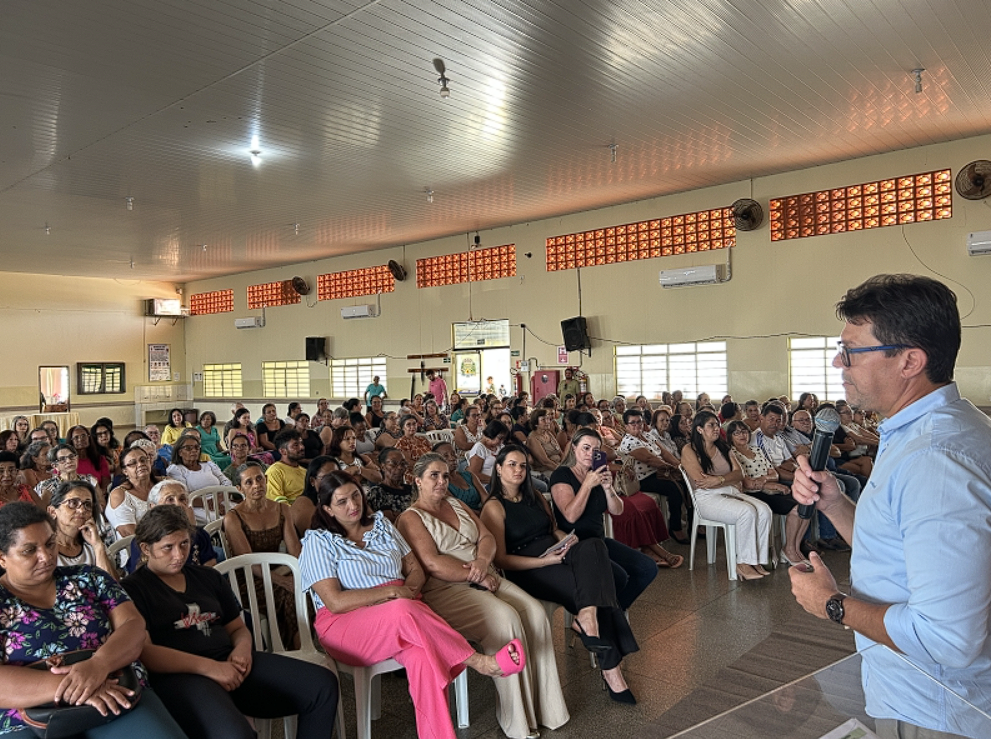 Costa Rica comemora o Dia das Mães no Centro de Convivência do Idoso