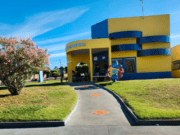 Popó solicita corrimão em unidade de saúde e reforça pedido de redutor de velocidade no bairro Flor do Campo