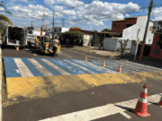 Demutran intensifica manutenção da sinalização horizontal viária em Costa Rica