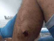 Homem é preso por tráfico de drogas e entra em luta corporal com policial que teve que fazer uso de disparo