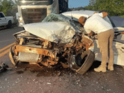 Acidente entre picape e caminhão deixou um morto em Paranaíba