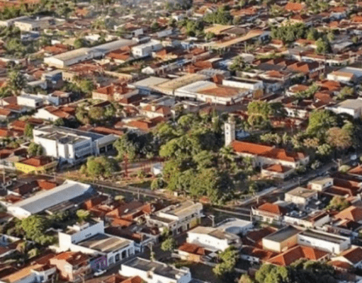 Mulher sofre grave acidente em Cassilândia após ser atacada por cães enquanto andava de bicicleta elétrica