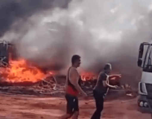 Incêndio de grandes proporções assusta moradores de Inocência