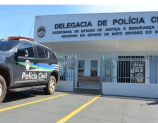 Homem é preso pela Polícia Civil após danificar luminária pública e agredir a sua mulher em Costa Rica