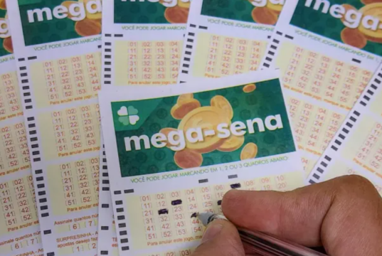 Mega-Sena acumula e prêmio principal vai para R$ 16 milhões