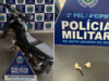Adolescente de 15 anos é apreendido com moto furtada e porções de crack em Costa Rica