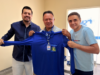 Saúde entrega novos uniformes e crachás para servidores em Costa Rica