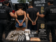 Polícia Militar prende casal por tráfico de drogas e apreende arma de fogo em Costa Rica